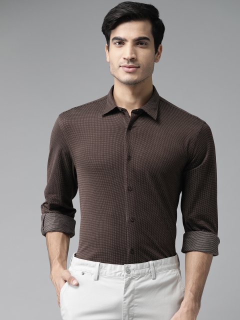 

Blackberrys Men Brown & White Slim Fit Self Design Knitted Smart Casual Shirt