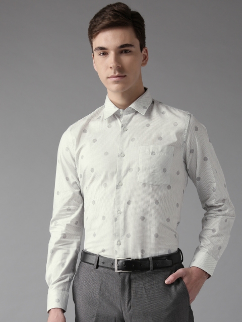 

Blackberrys Men Grey & Black Slim Fit Self Design Formal Shirt