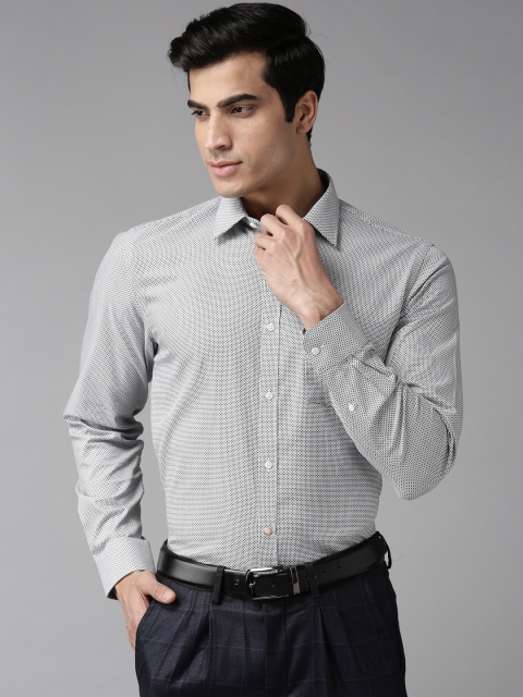 

Blackberrys Men Navy Blue & White Slim Fit Printed Formal Shirt