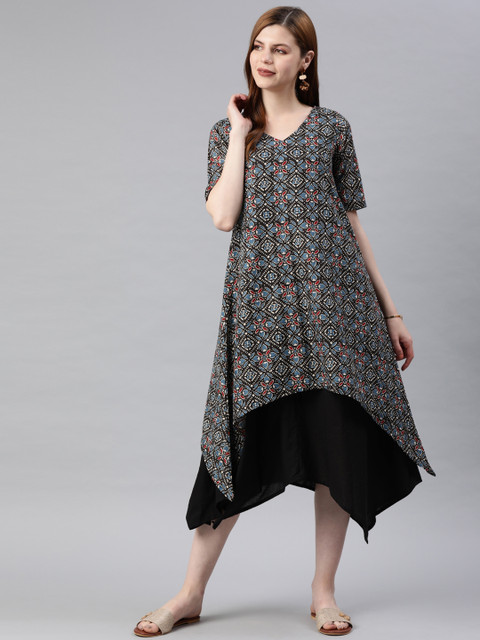 

SIAH Women Black & Blue Printed Two-Piece Dress with Outer Layer