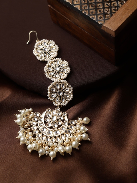 

Zobby Off-White Gold-Plated Kundan-Studded Maang Tika