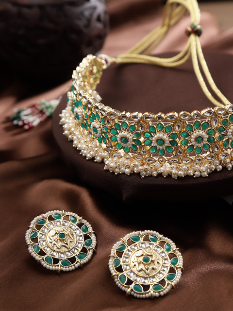 

Zobby Green & Off-White Gold Plated Kundan & Beaded Jewellery Set