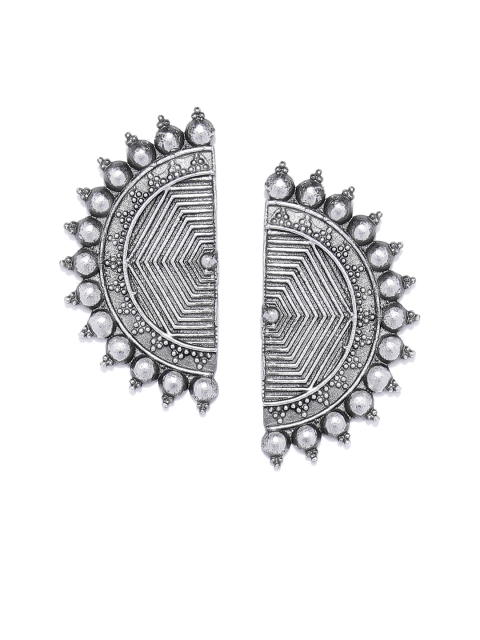 

VIDRUKARIH Silver-Toned & White German Silver Classic Studs