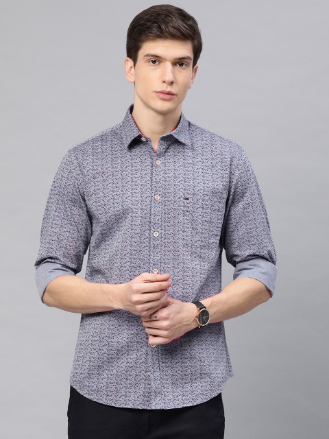 

Peter England Men Grey & Navy Blue Regular Fit Printed Casual Shirt