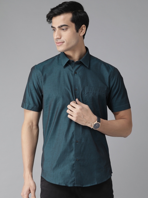 

Blackberrys Men Teal Blue Slim Fit Solid Casual Shirt