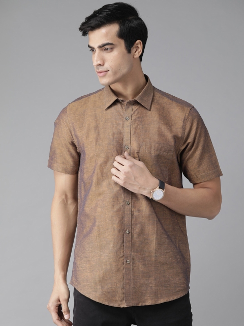 

Blackberrys Men Brown Slim Fit Solid Casual Shirt