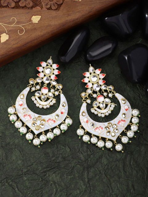 

Peora Gold-Plated & White Classic Chandbalis