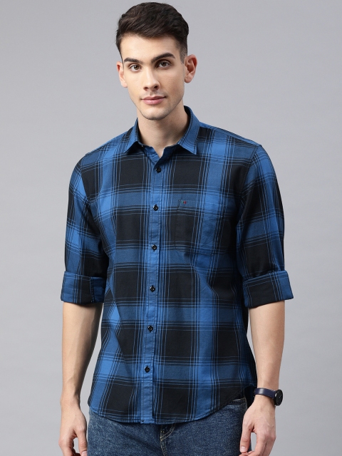 

Peter England Casuals Men Blue & Black Slim Fit Checked Casual Shirt