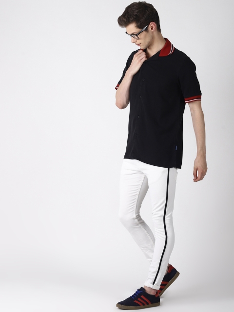 

Blue Saint Men White Slim Fit Mid-Rise Clean Look Jeans