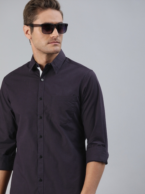 Men Purple Regular Fit Solid Casual Shirt