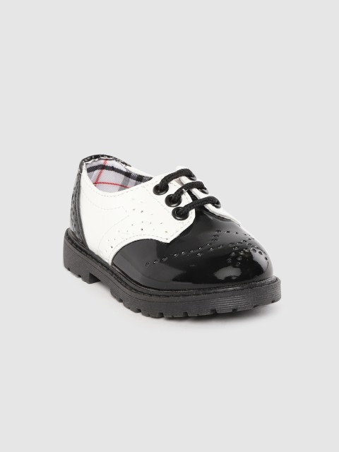 

Hoppipola Kids Black & White Colourblocked Brogues