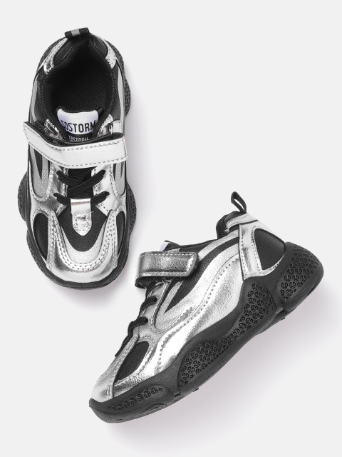 

Hoppipola Kids Silver-Toned & Black Colourblocked Sneakers
