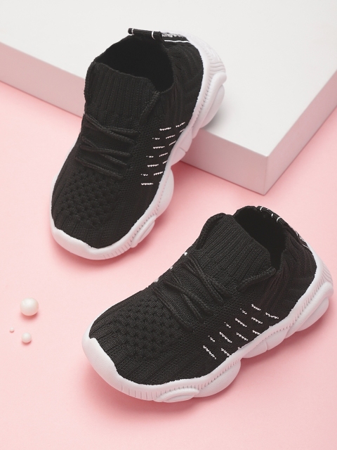 

Hoppipola Kids Black Woven Design Sneakers