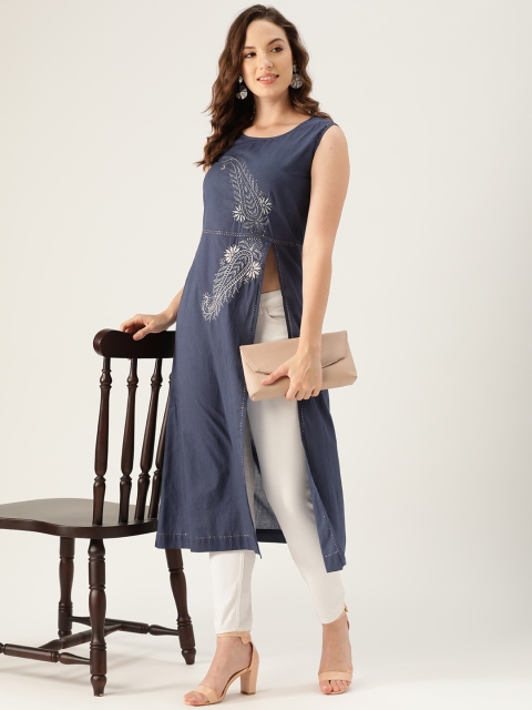 

Chinyere Women Navy Blue Embroidered Chikankari Straight Kurta