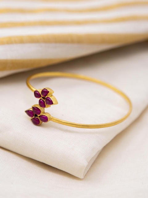 

Unniyarcha Jewellery Gold-Plated Stone-Studded 92.5 Sterling Silver Bracelet
