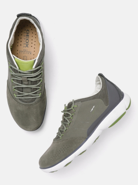 

Geox Men Taupe Solid Sneakers