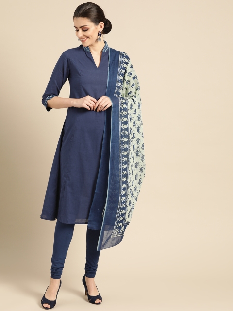 

IMARA Women Navy Blue & Sea Green Solid Kurta with Churidar & Dupatta