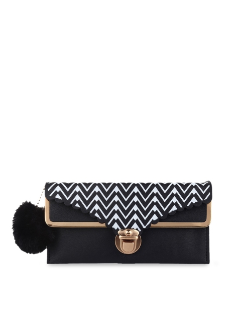 

LONDON FASHION hob Black & White Printed Clutch