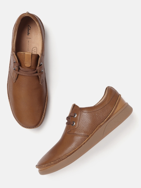 

Clarks Men Tan Brown Leather Derbys