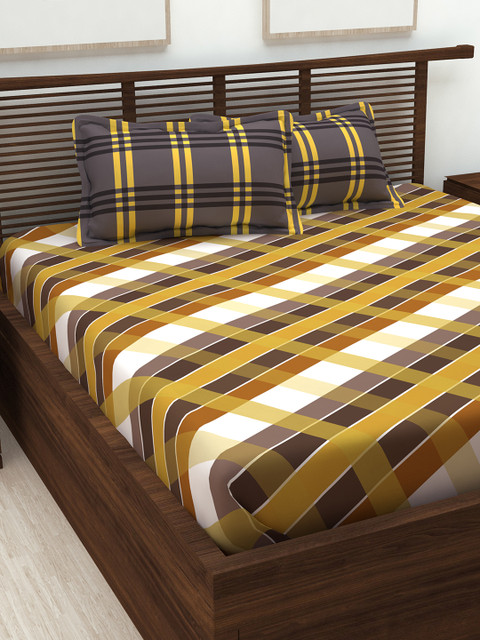 

Story@home Beige & Black Geometric 144 TC Cotton 1 King Bedsheet with 2 Pillow Covers