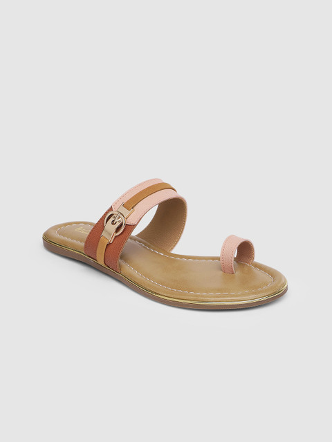 

Inc 5 Women Peach-Coloured Solid One Toe Flats