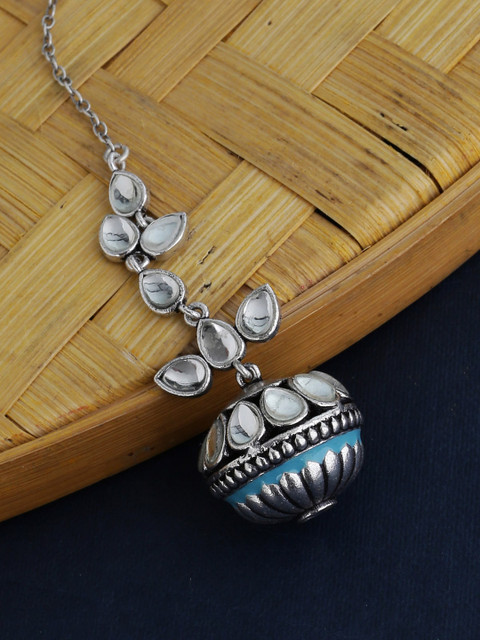 

Studio Voylla Silver-Plated & Blue Enamelled Oxidised Borla Maang Tikka
