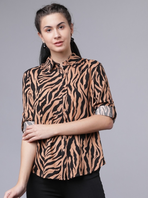 

Tokyo Talkies Women Beige & Black Regular Fit Printed Casual Shirt