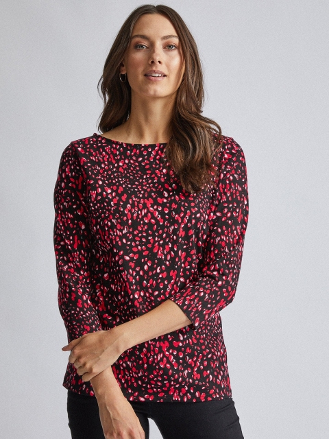 

DOROTHY PERKINS Women Black & Red Printed Round Neck T-shirt