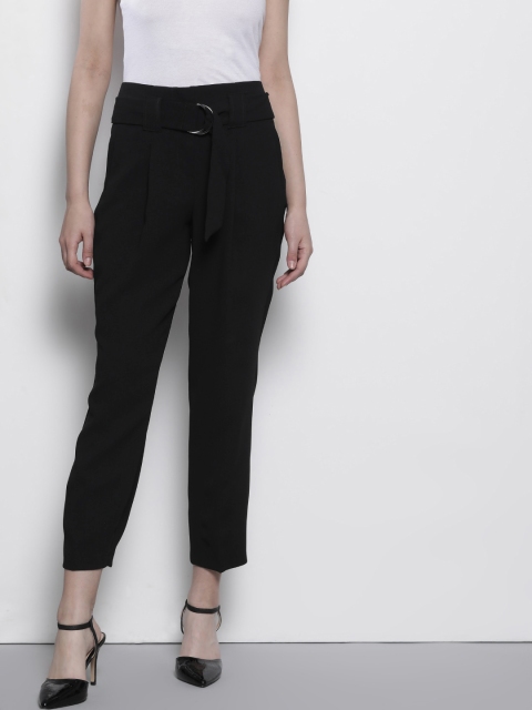 

DOROTHY PERKINS Women Black Solid Cropped Trousers