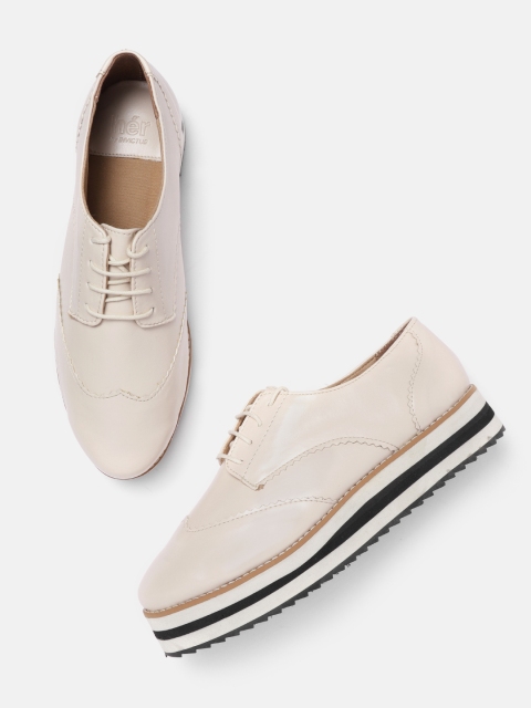 

her by invictus Women Cream-Coloured Solid Flatform Derbys