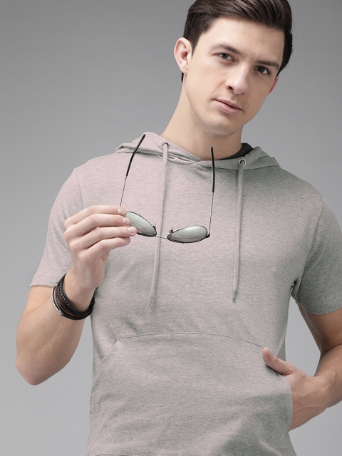 

Roadster Men Grey Solid Hood T-shirt