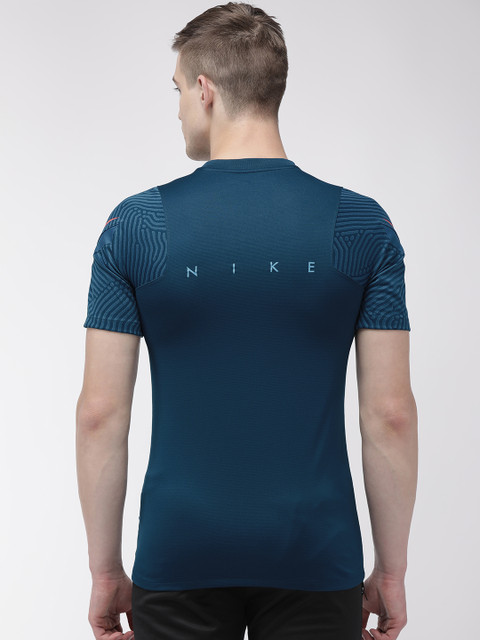

Nike Men Teal Blue Solid Slim Fit Round Neck AS DRI-Fit STRKE TOP SS NG Football T-shirt