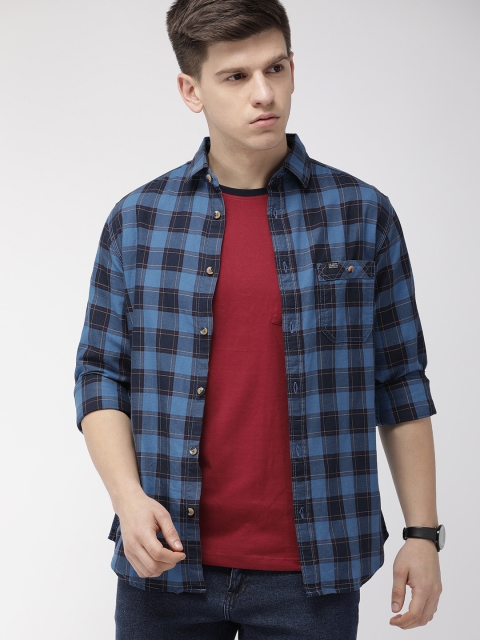 

The Indian Garage Co Men Navy Blue & Red Slim Fit Checked Casual Shirt