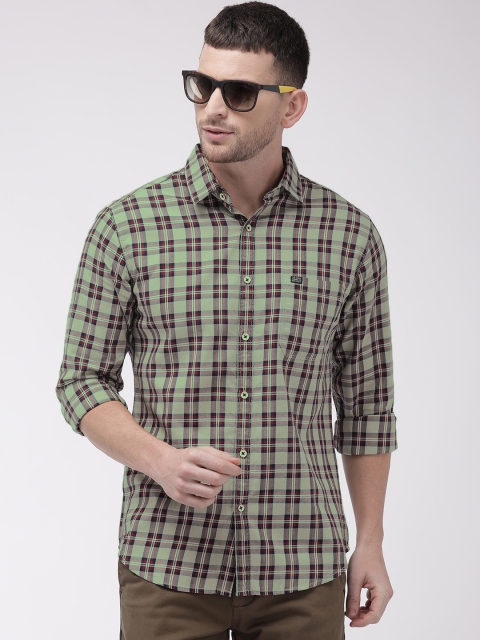 

The Indian Garage Co Men Green & Red Slim Fit Checked Casual Shirt