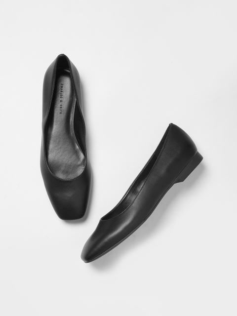 

CHARLES & KEITH Women Black Solid Ballerinas