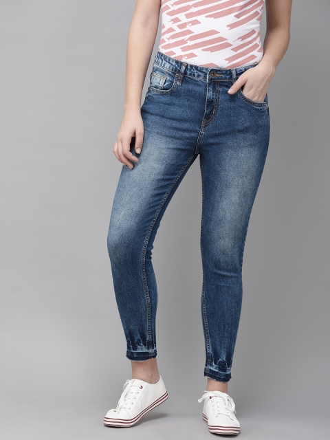 

Roadster Women Blue Skinny Fit Mid-Rise Light Fade Clean Look Stretchable Cropped Jeans