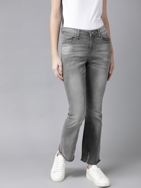 

The Roadster Lifestyle Co Women Grey Flared Mid-Rise Clean Look Stretchable Jeans