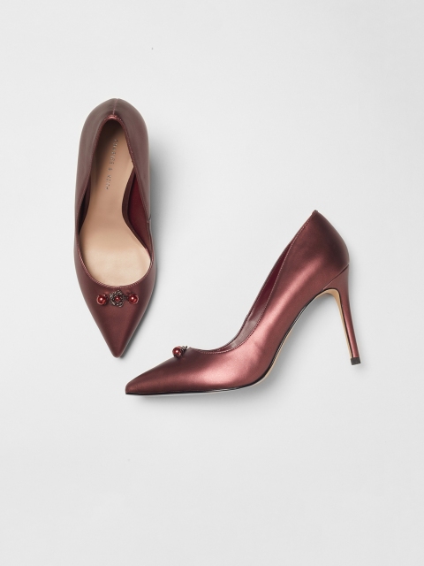 

CHARLES & KEITH Women Burgundy Solid Pumps