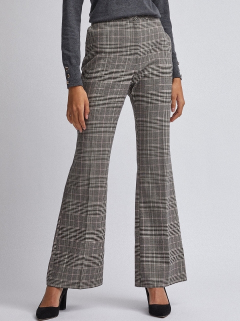 

DOROTHY PERKINS Women Beige & Black Regular Fit Checked Formal Bootcut Trousers