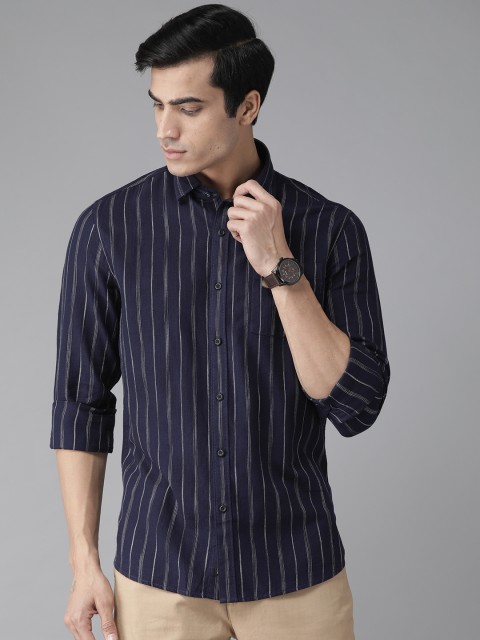 

Blackberrys Men Navy Blue & Off-White Slim Fit Striped Casual Shirt
