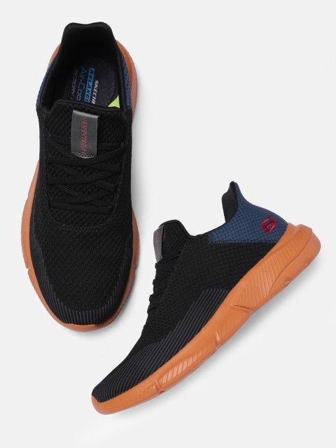 

Skechers Men Black Ingram Taison Sneakers