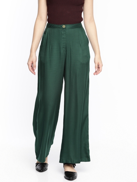 

AND Women Green Regular Fit Solid Parallel Trousers