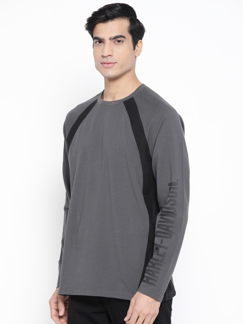 

Harley-Davidson Men Charcoal Grey Solid Round Neck T-shirt