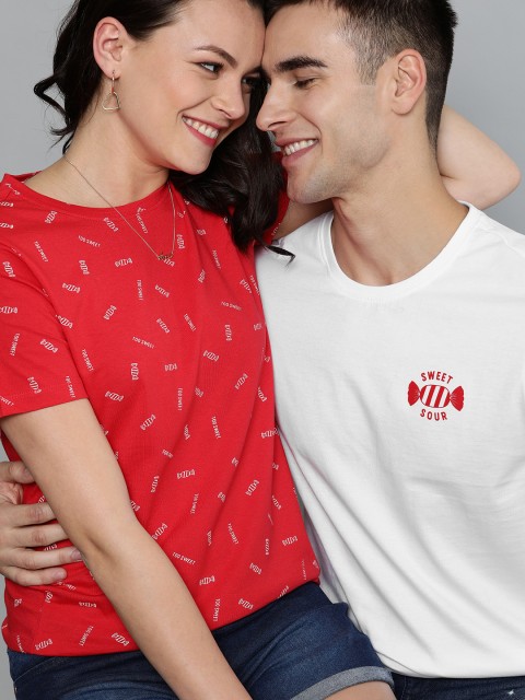 

Mast & Harbour Men Twin Collection White Solid Round Neck T-shirt With Printed Detailing