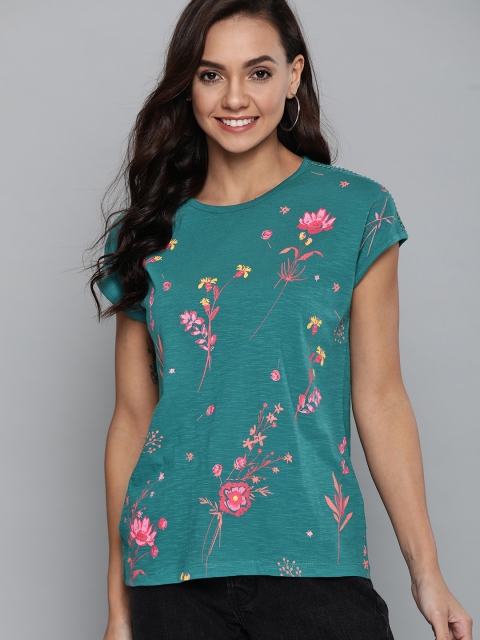 

Mast & Harbour Women Green & Pink Printed Round Neck T-shirt