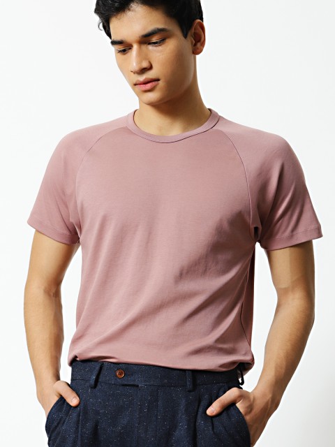 

Mr Bowerbird Men Pink Tailored Fit Solid Round Neck Pure Cotton T-shirt