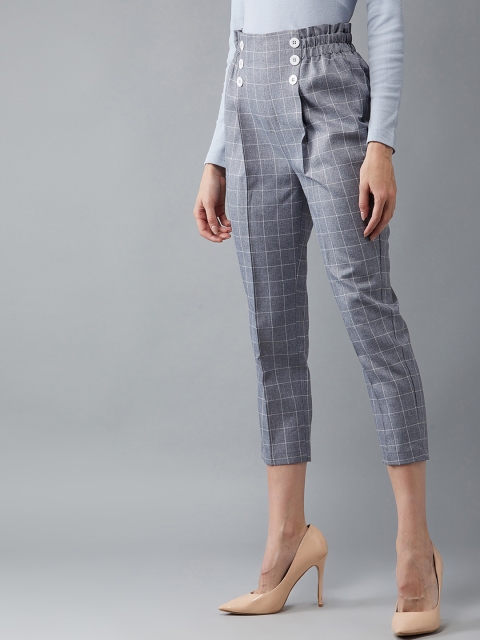 

DOLCE CRUDO Women Grey & White Regular Fit Checked Cigarette Trousers