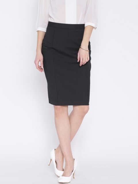 

Van Heusen Woman Black Self-Striped Pencil Skirt