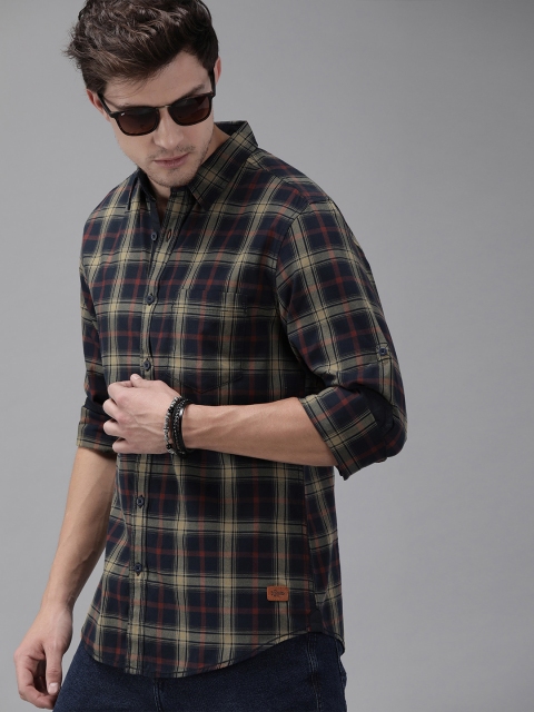 

Roadster Men Navy Blue & Olive Green Regular Fit Checked Casual Sustainable Shirt
