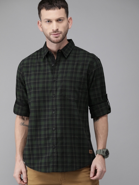 

Roadster Men Olive Green & Black Regular Fit Checked Casual Shirt